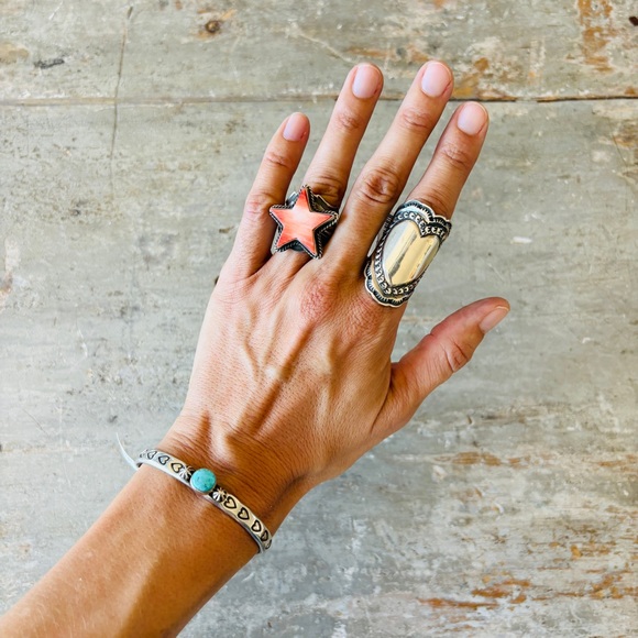 ♥️ Navajo ♥️ Darrell Cadman Sterling Silver & Turquoise Hearts Cuff - Picture 2 of 15